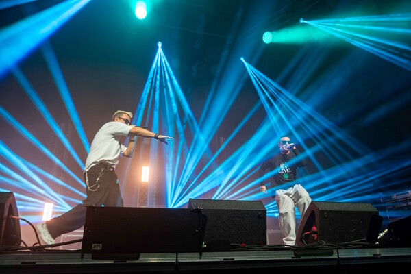 Отпетые мошенники