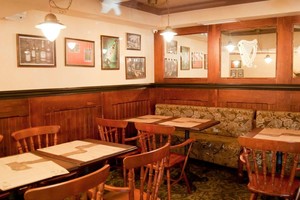 Pin's Pub