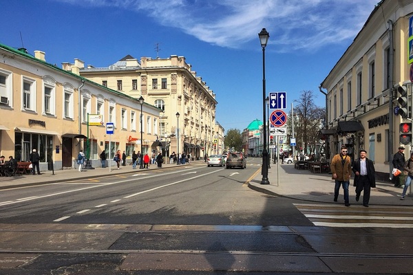 Площадь Покровские ворота