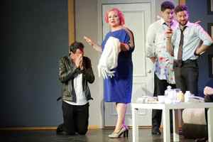 Слишком женатый таксист