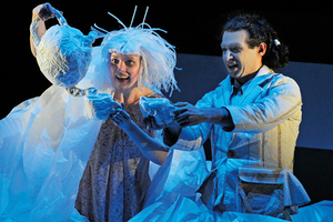 Картонный человечек и Мотылек Картонный человечек и Мотылек