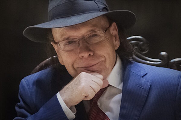 Эдвард Радзинский