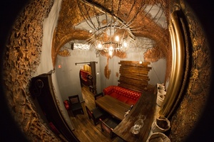 Red Rocket Bar