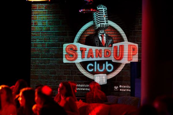 Stand Up Club