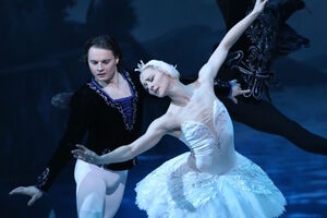 Лебединое озеро