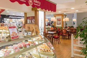 British Bakery на Восстания