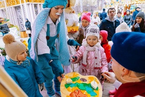 "Пасхальный дар" на площади Славы