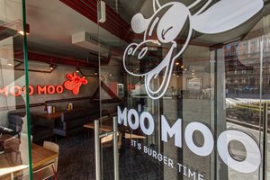 Moo Moo Burgers & Grill