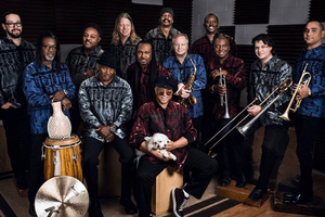 Al Mckay's Earth, Wind & Fire Experience