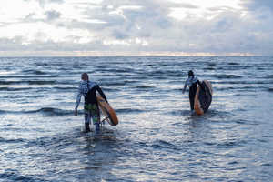 Wind Hunters