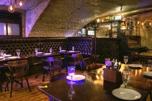 Gallery Bar 1857