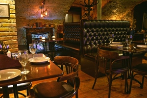 Gallery Bar 1857