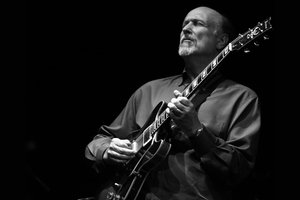 John Scofield Trio feat. Vincente Archer & Bill Stewart