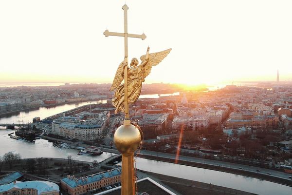 Город под защитой ангелов