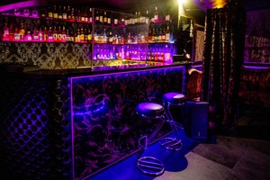 Zависть Lounge bar