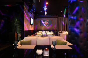 Караоке "Hamilton Lounge Bar"