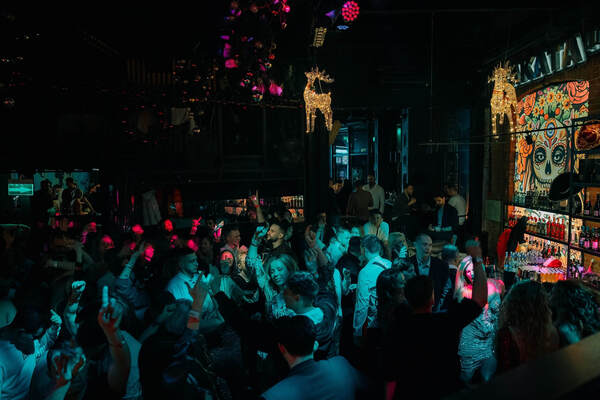 Ирония судьбы в Bla Bla Bar