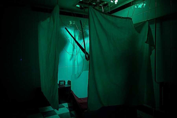 Outlast: лечебница Mount-Massive