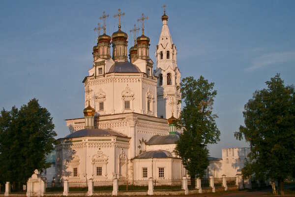 Храмовая архитектура Урала и Сибири XVII-XVIII вв. Ч.1