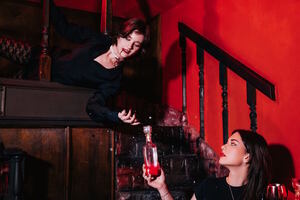 Алкогольный квест "Ночь в баре Дракулы" Алкогольный квест "Ночь в баре Дракулы"