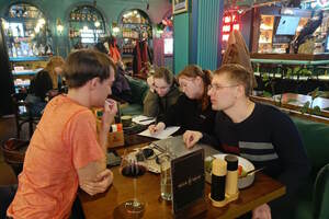 Pub Quiz in English