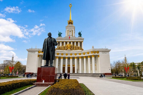 Что скрывают павильоны ВДНХ?