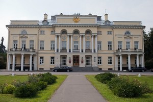 Нескучные истории Нескучного сада