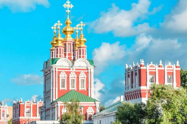 Новодевичий монастырь и окрестности: жемчужина Москвы