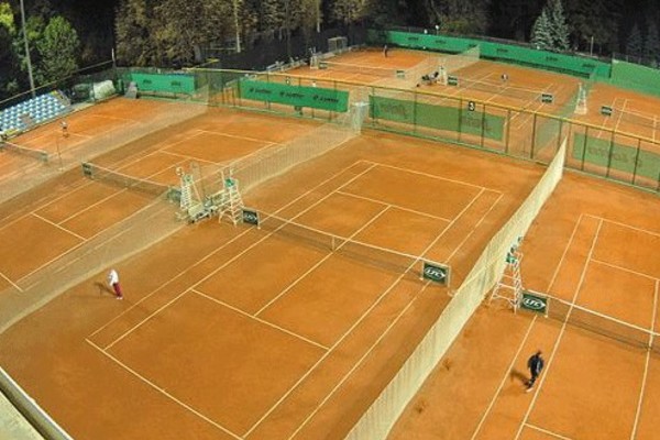 Lawn Tennis Club