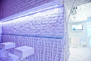 Shine bar