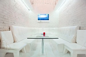 Shine bar