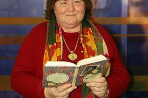 Женщина, которая пишет