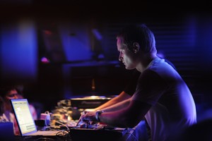 Futuristika Showcase w. AcosCoolKAs