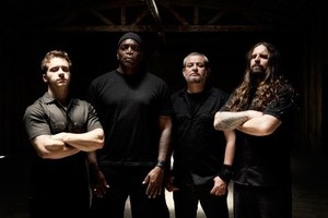 Sepultura (Бразилия), Pokerface