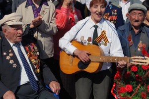 Вечерняя автобусная экскурсия «Поющий ав