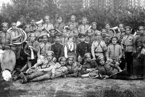 Парни, песни, праздник