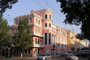 Улица Артема