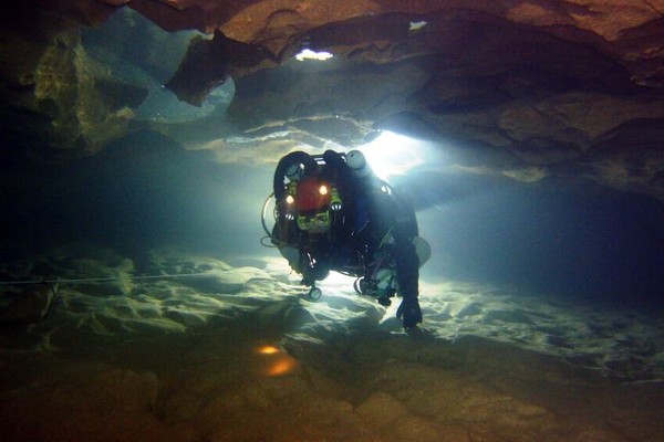 Cave Dive Project