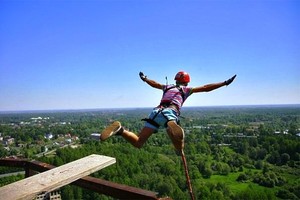 SkyLine Ropejumping