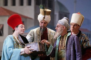 «Костюмная феерия на балетной сцене: мод