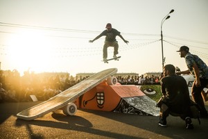 Faces & Laces 2017