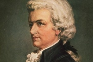 Ирина Павлихина (скрипка), Михаил Уткин (виолончель), Наталья Богданова (фортепиано)