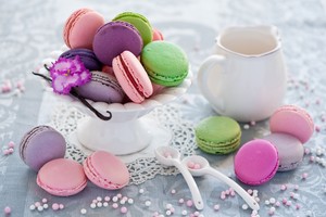 Серьезные макаруны